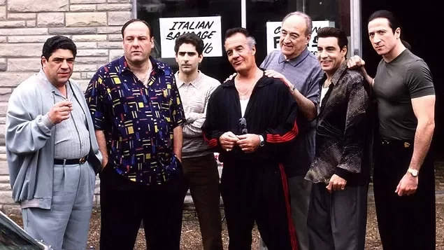 Sopranos dizisindeki Mobster karakterler. The Sopranos, Tony Soprano, Paulie, Pussy, Christopher, Silvio